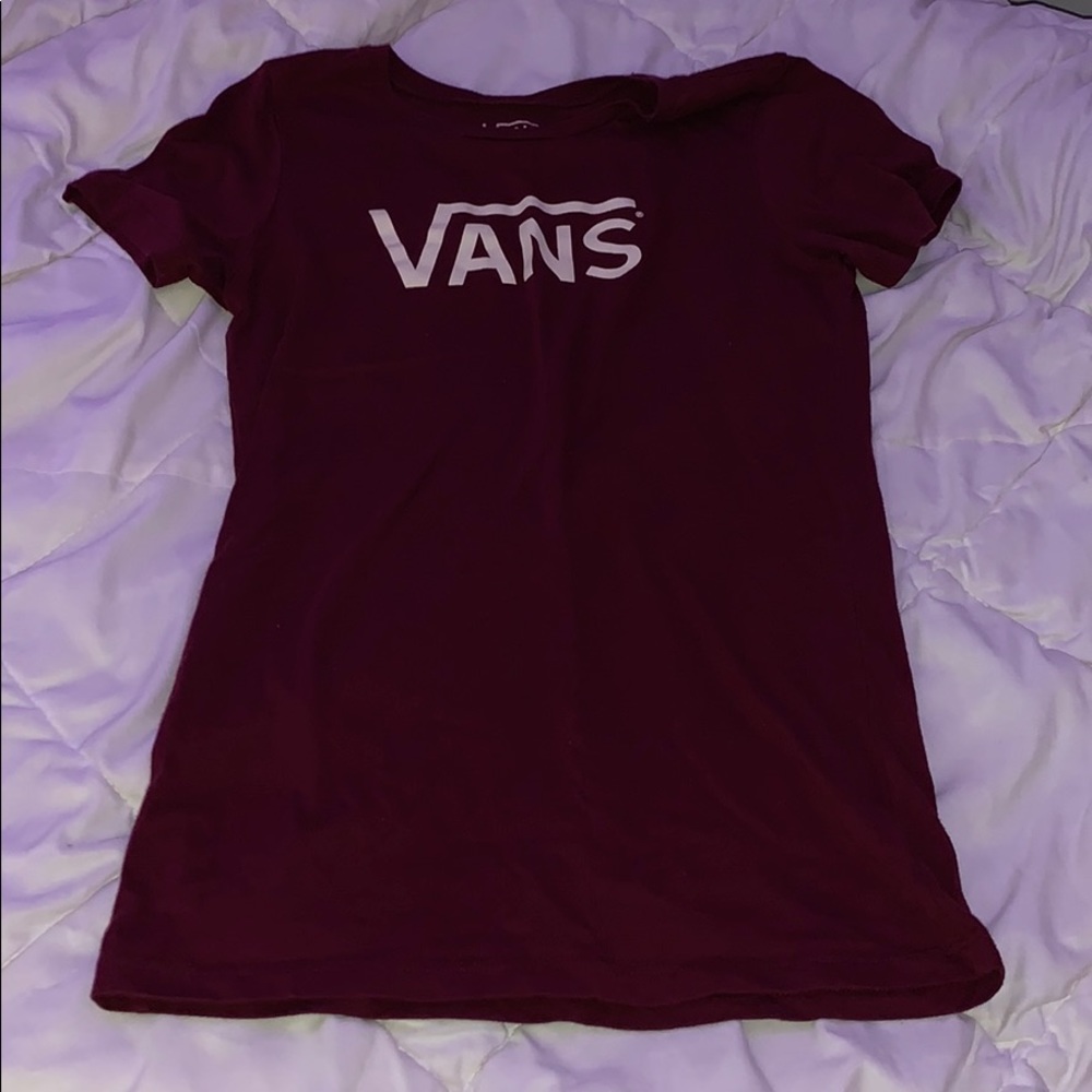 burgundy vans t-shirt